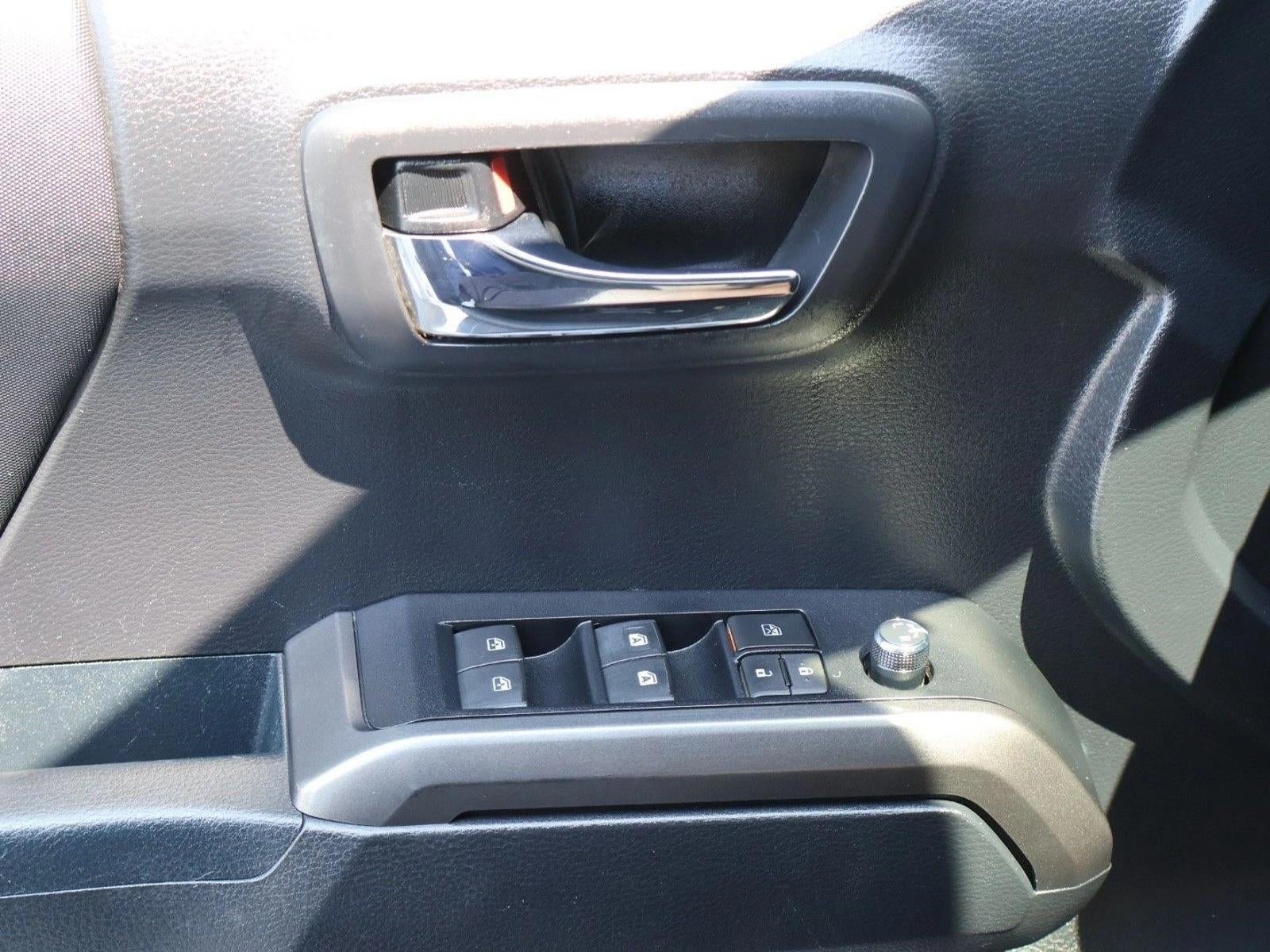 2018 Toyota Tacoma TRD Off Road Double Cab 6' Bed V6 4x4 AT (Natl)