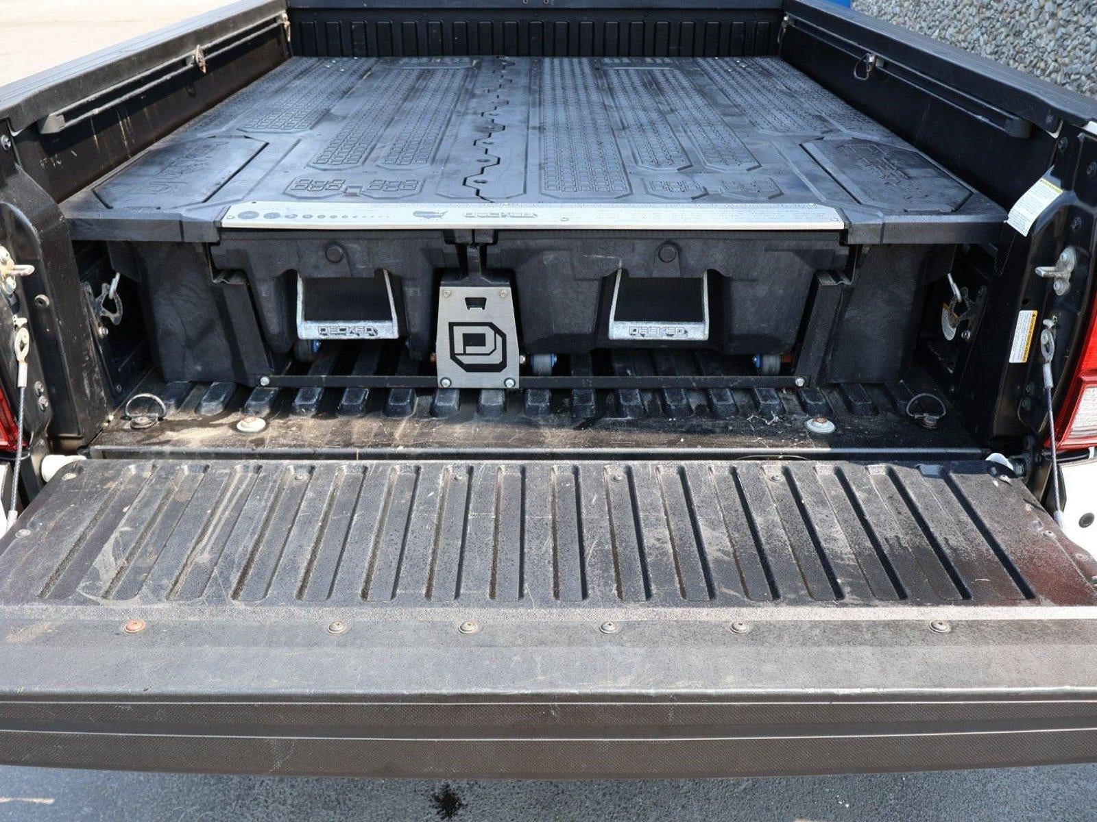 2018 Toyota Tacoma TRD Off Road Double Cab 6' Bed V6 4x4 AT (Natl)
