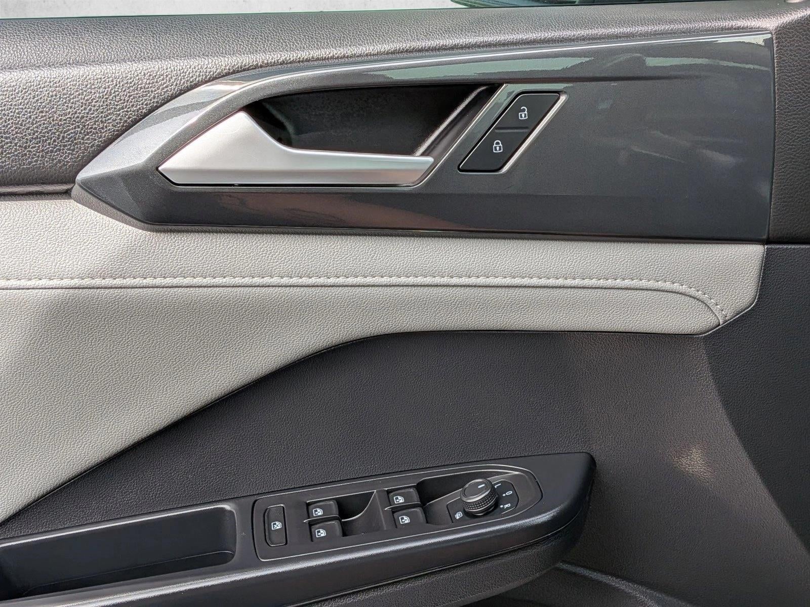 2023 Volkswagen Taos SEL 4MOTION *Ltd Avail*