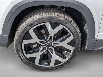 2023 Volkswagen Taos SEL 4MOTION *Ltd Avail*