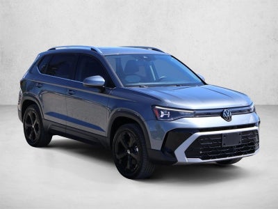 2025 Volkswagen Taos SEL 4MOTION