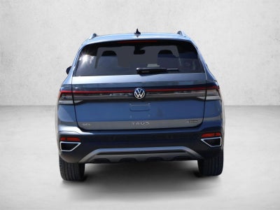 2025 Volkswagen Taos SEL 4MOTION