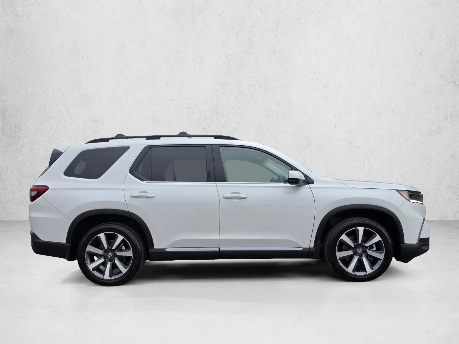 2024 Honda Pilot Touring AWD