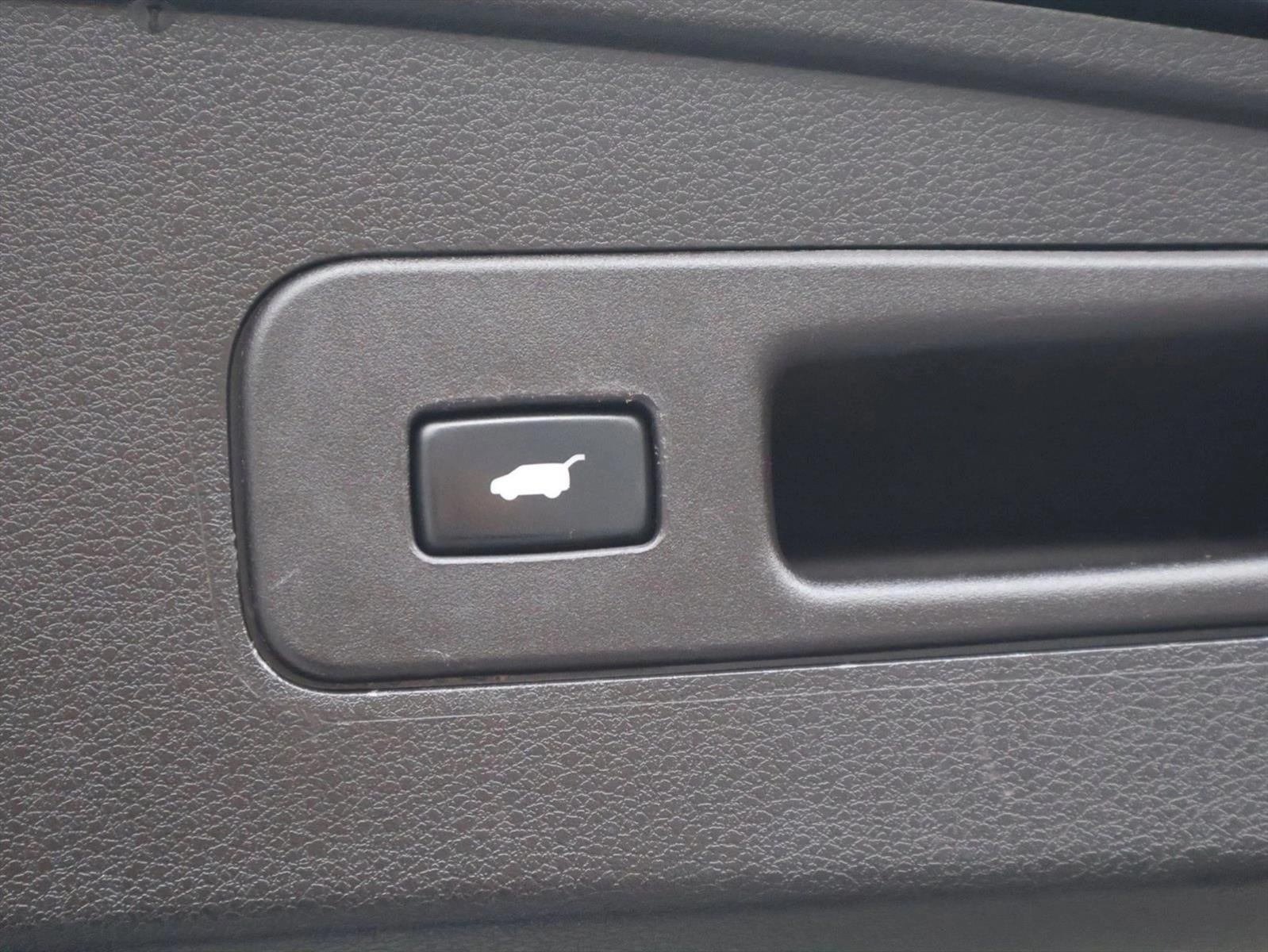 2015 Acura MDX SH-AWD with Technology Package