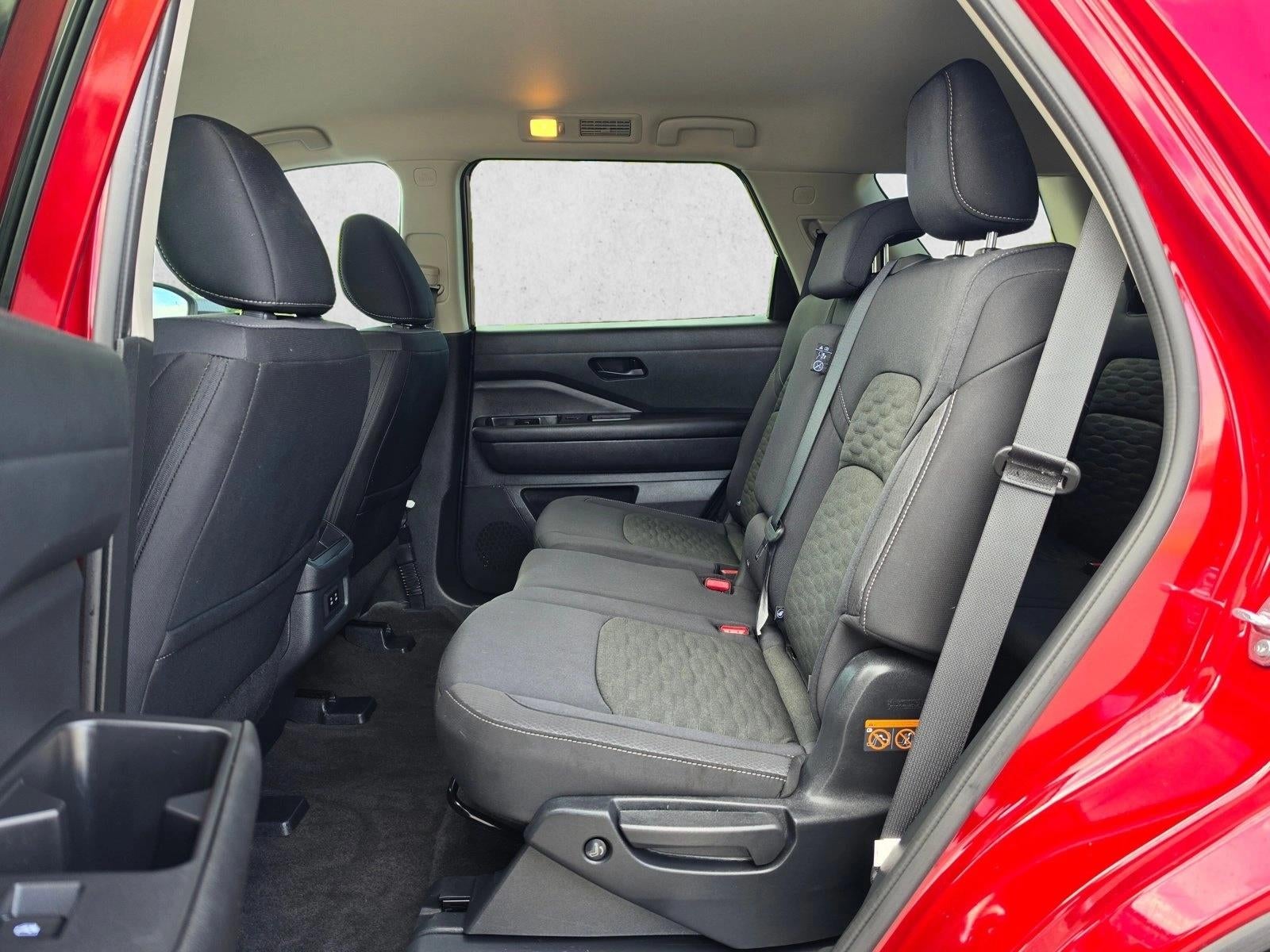 2026 Nissan Pathfinder SV 2WD