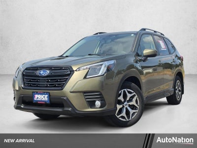 2023 Subaru Forester Premium CVT