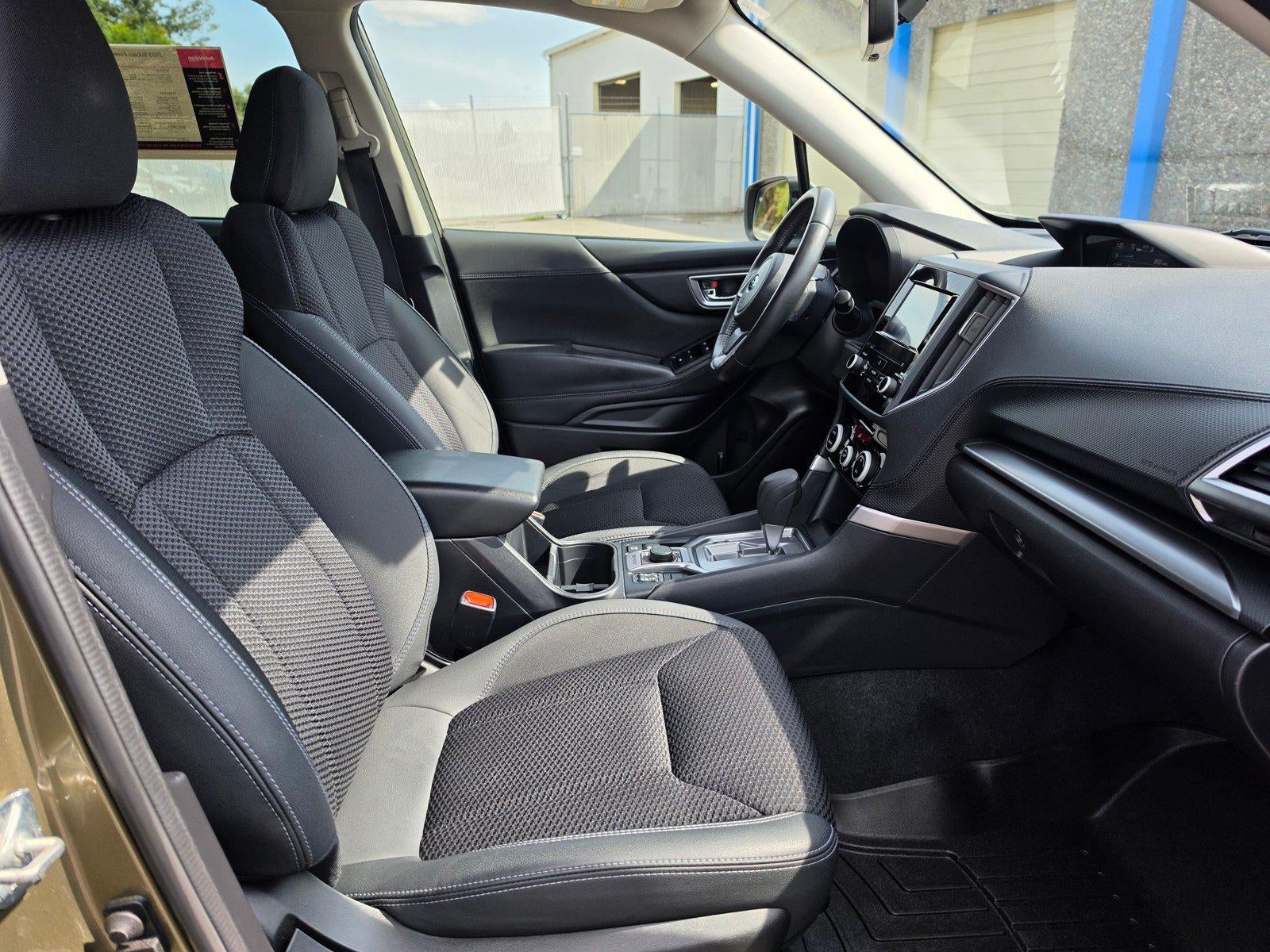 2023 Subaru Forester Premium CVT