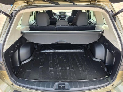 2023 Subaru Forester Premium CVT