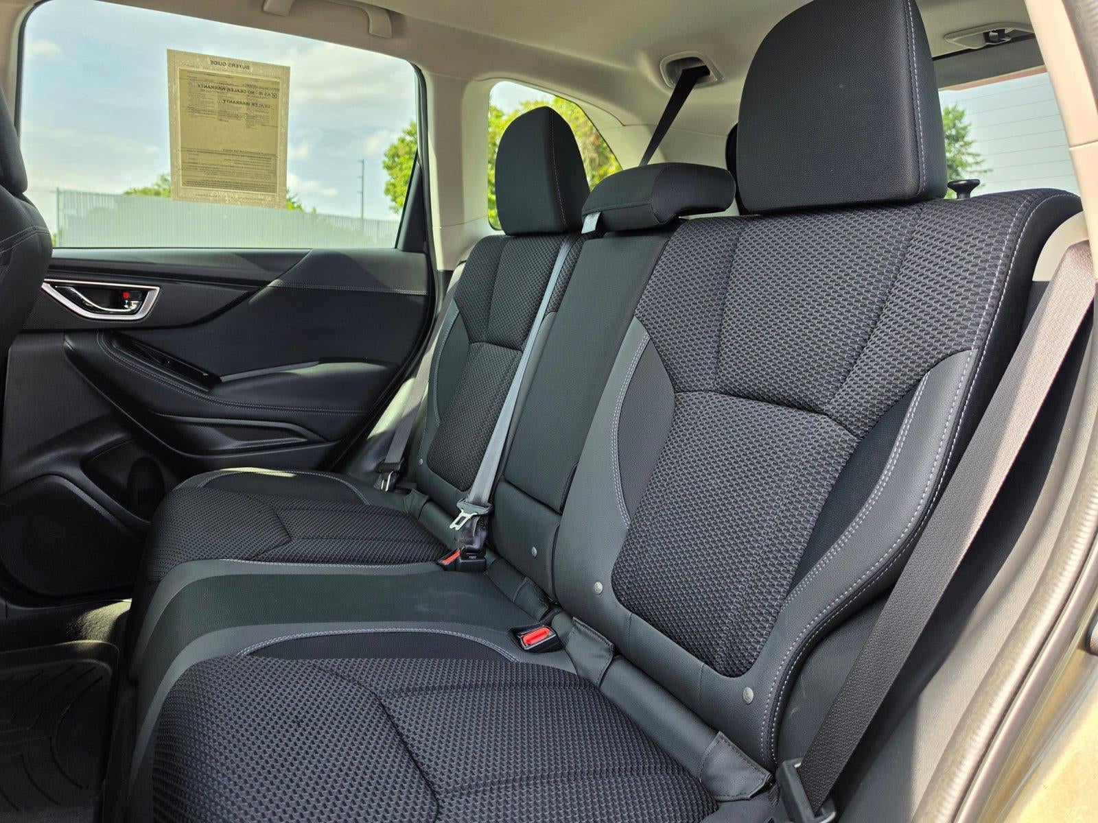 2023 Subaru Forester Premium CVT