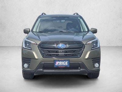 2023 Subaru Forester Premium CVT