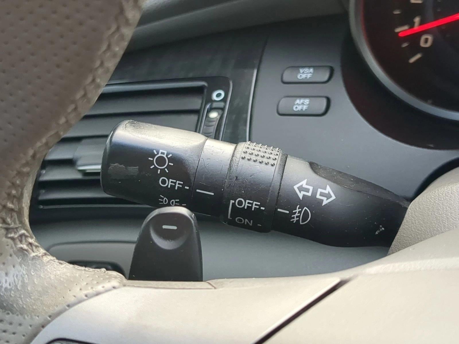 2010 Acura RL Automatic with Technology Package