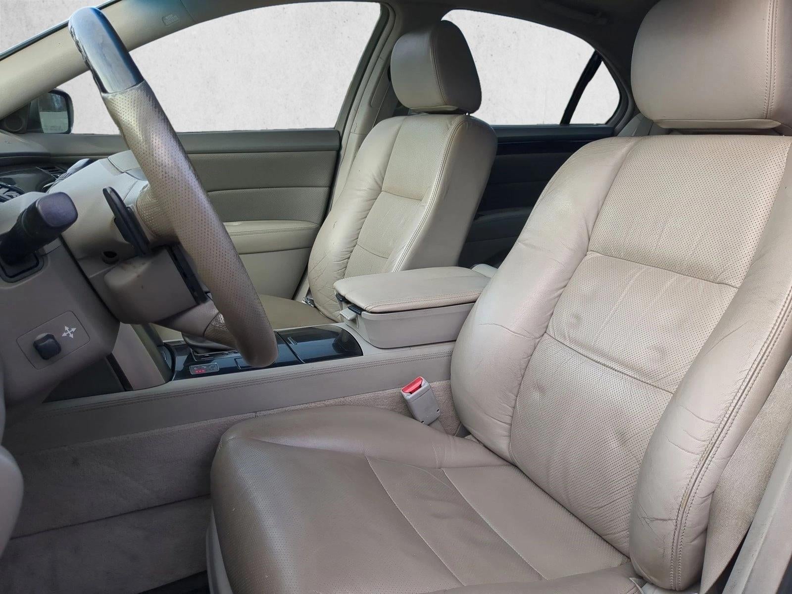 2010 Acura RL Automatic with Technology Package