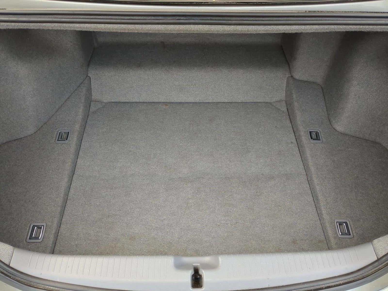 2010 Acura RL Automatic with Technology Package