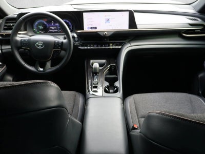 2024 Toyota Crown XLE AWD (Natl)