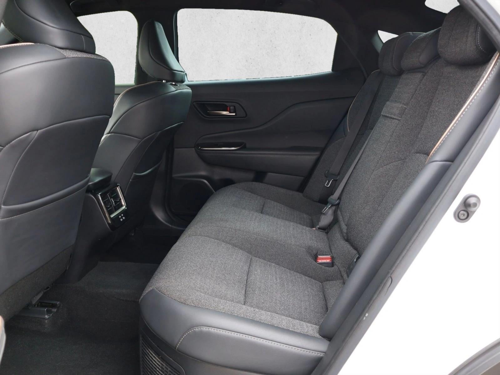 2024 Toyota Crown XLE AWD (Natl)