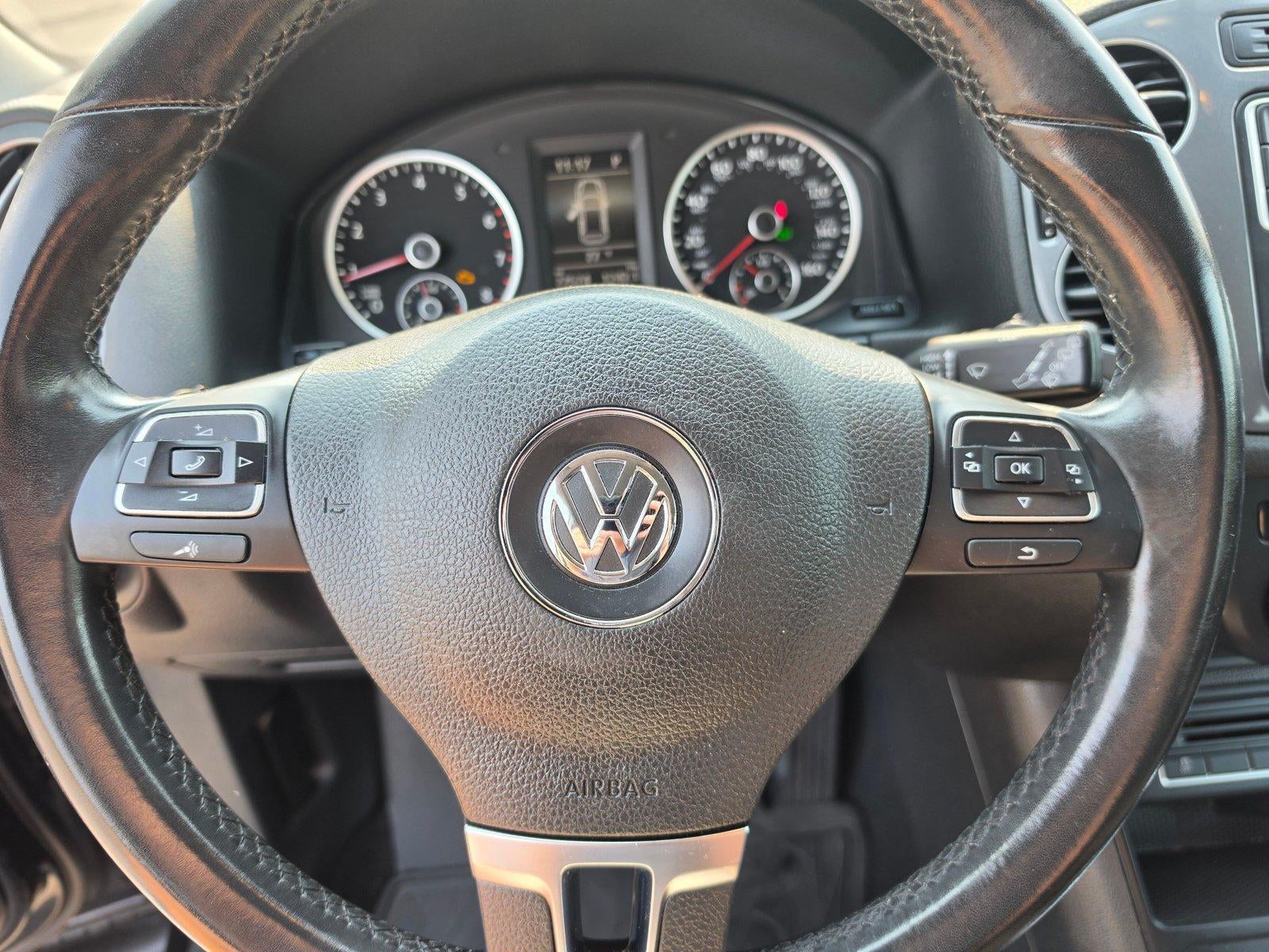 2016 Volkswagen Tiguan 4MOTION 4dr Auto S