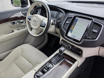 2019 Volvo XC90 T6 AWD Momentum