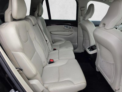 2019 Volvo XC90 T6 AWD Momentum