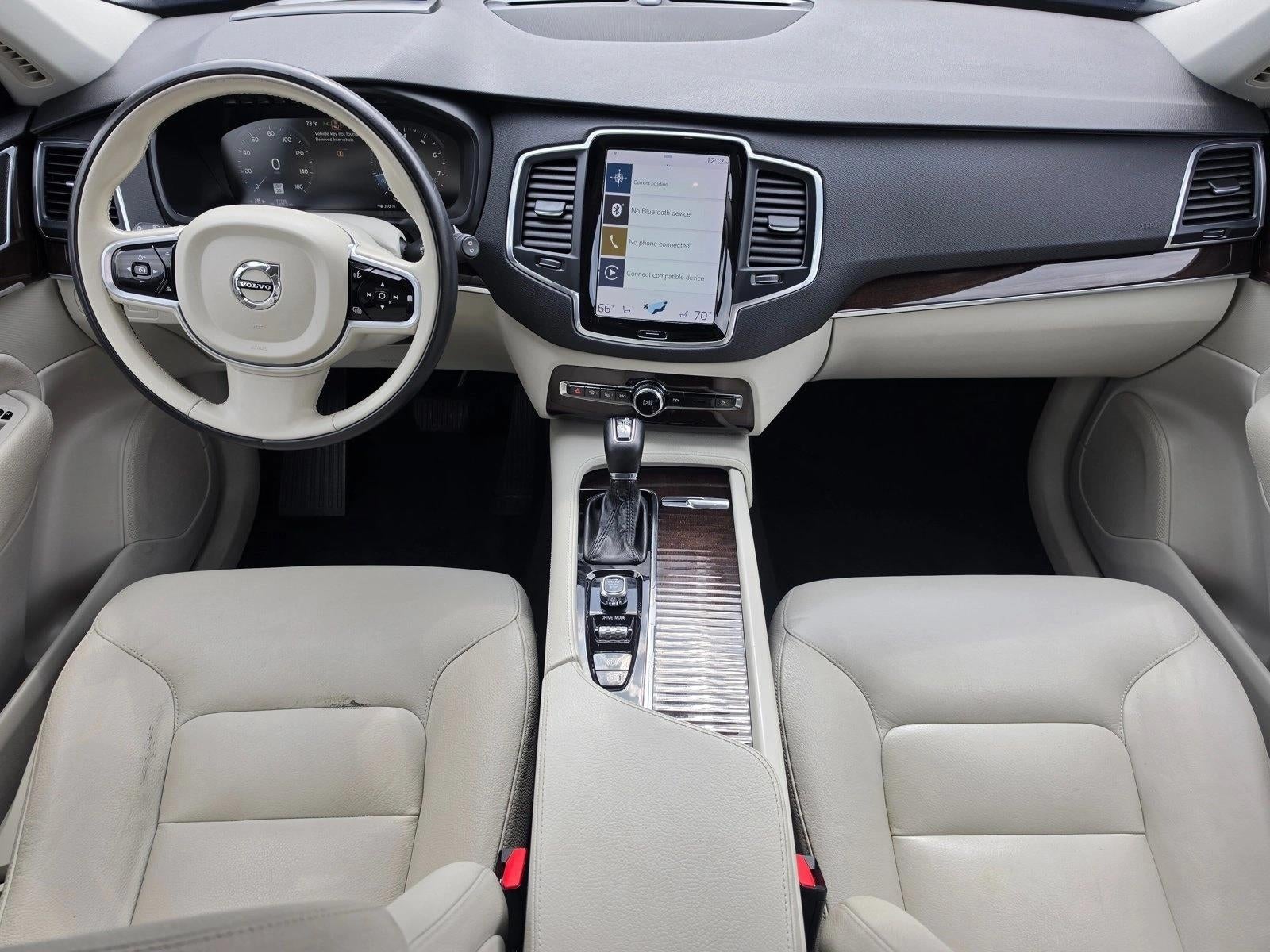 2019 Volvo XC90 T6 AWD Momentum