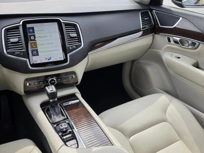 2019 Volvo XC90 T6 AWD Momentum