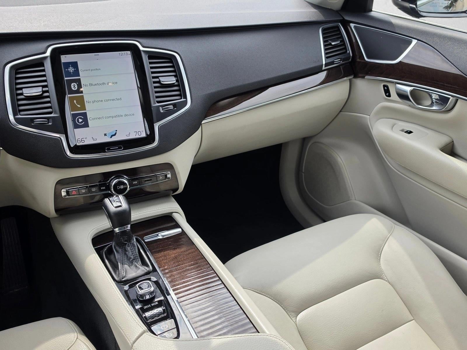 2019 Volvo XC90 T6 AWD Momentum