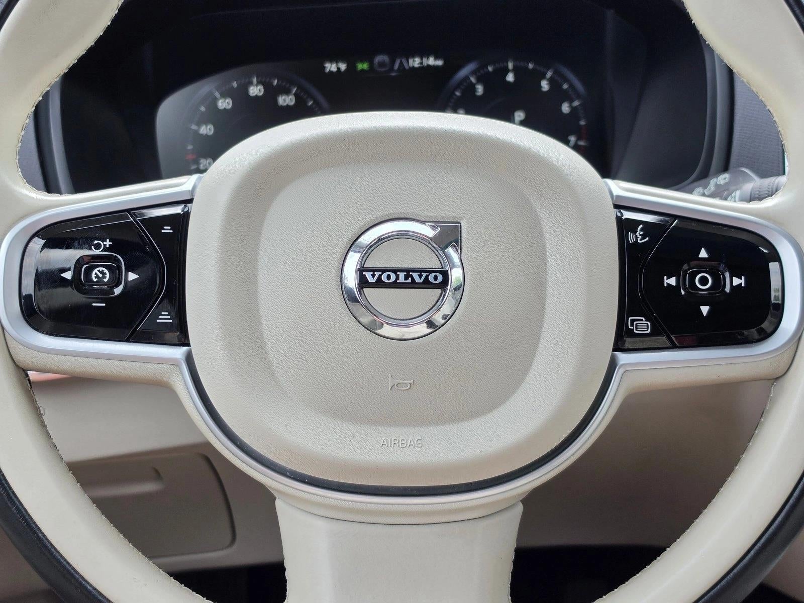 2019 Volvo XC90 T6 AWD Momentum