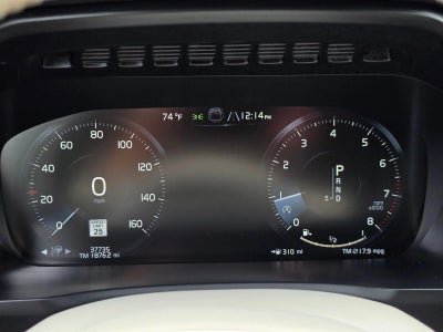 2019 Volvo XC90 T6 AWD Momentum