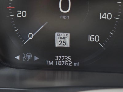 2019 Volvo XC90 T6 AWD Momentum