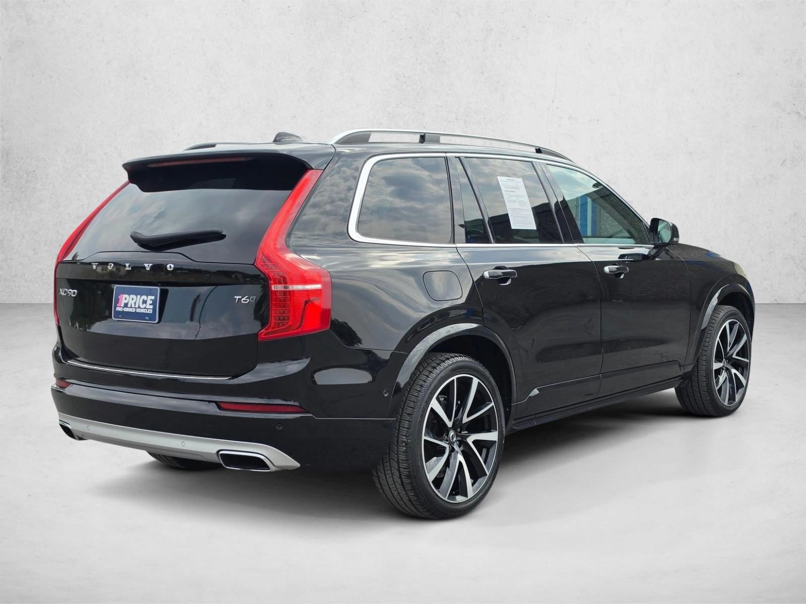2019 Volvo XC90 T6 AWD Momentum