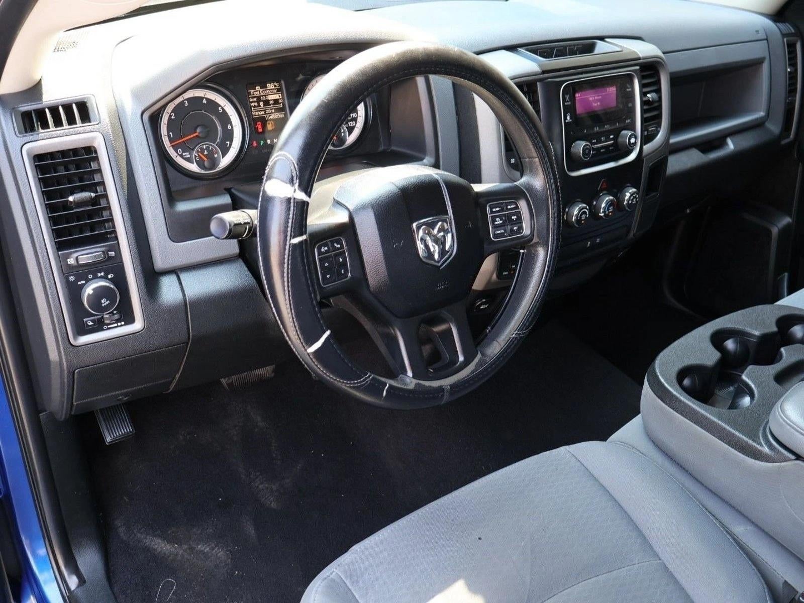 2018 RAM 1500 Express 4x4 Quad Cab 6'4" Box