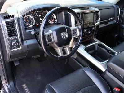 2017 RAM 1500 Laramie 4x4 Crew Cab 5'7" Box