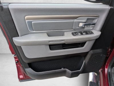 2017 RAM 1500 Big Horn 4x4 Crew Cab 6'4" Box