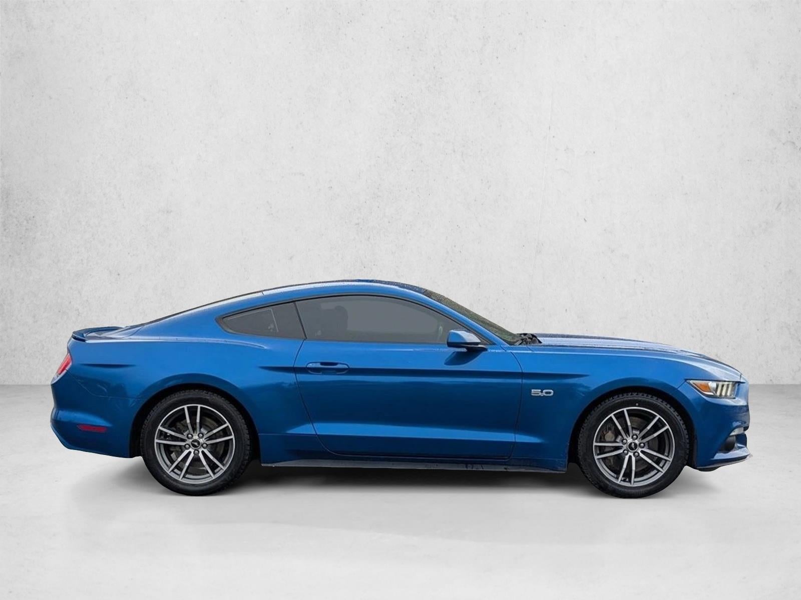 2017 Ford Mustang GT Fastback