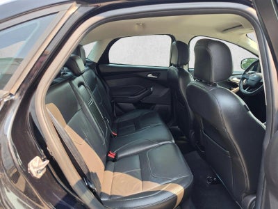 2016 Ford Focus 4dr Sdn SE