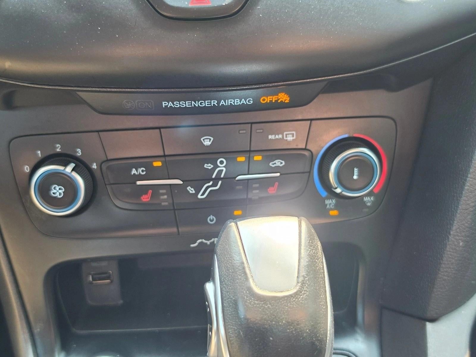 2016 Ford Focus 4dr Sdn SE