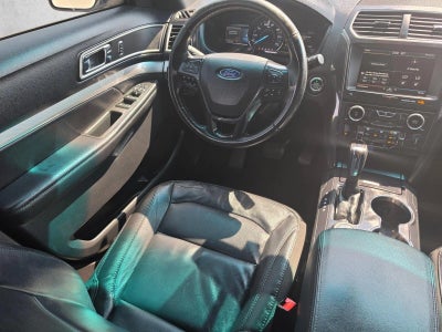 2016 Ford Explorer 4WD 4dr XLT