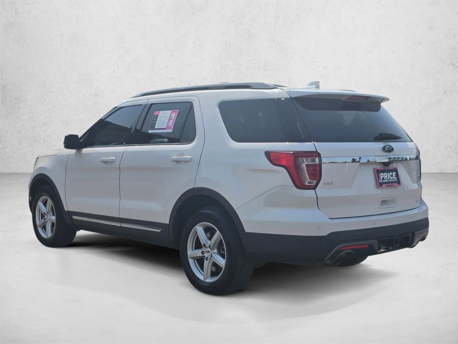 2016 Ford Explorer 4WD 4dr XLT
