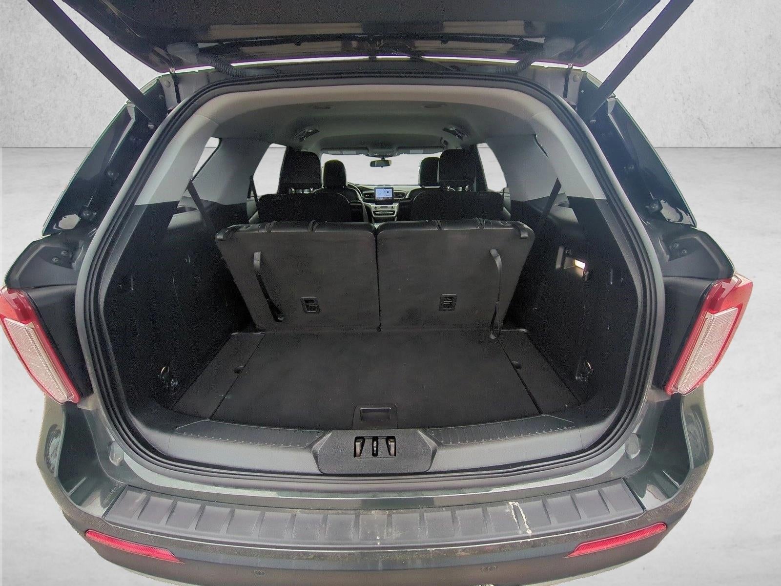 2022 Ford Explorer XLT 4WD