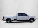 2023 Ford Super Duty F-350 DRW LARIAT 4WD Crew Cab 8' Box