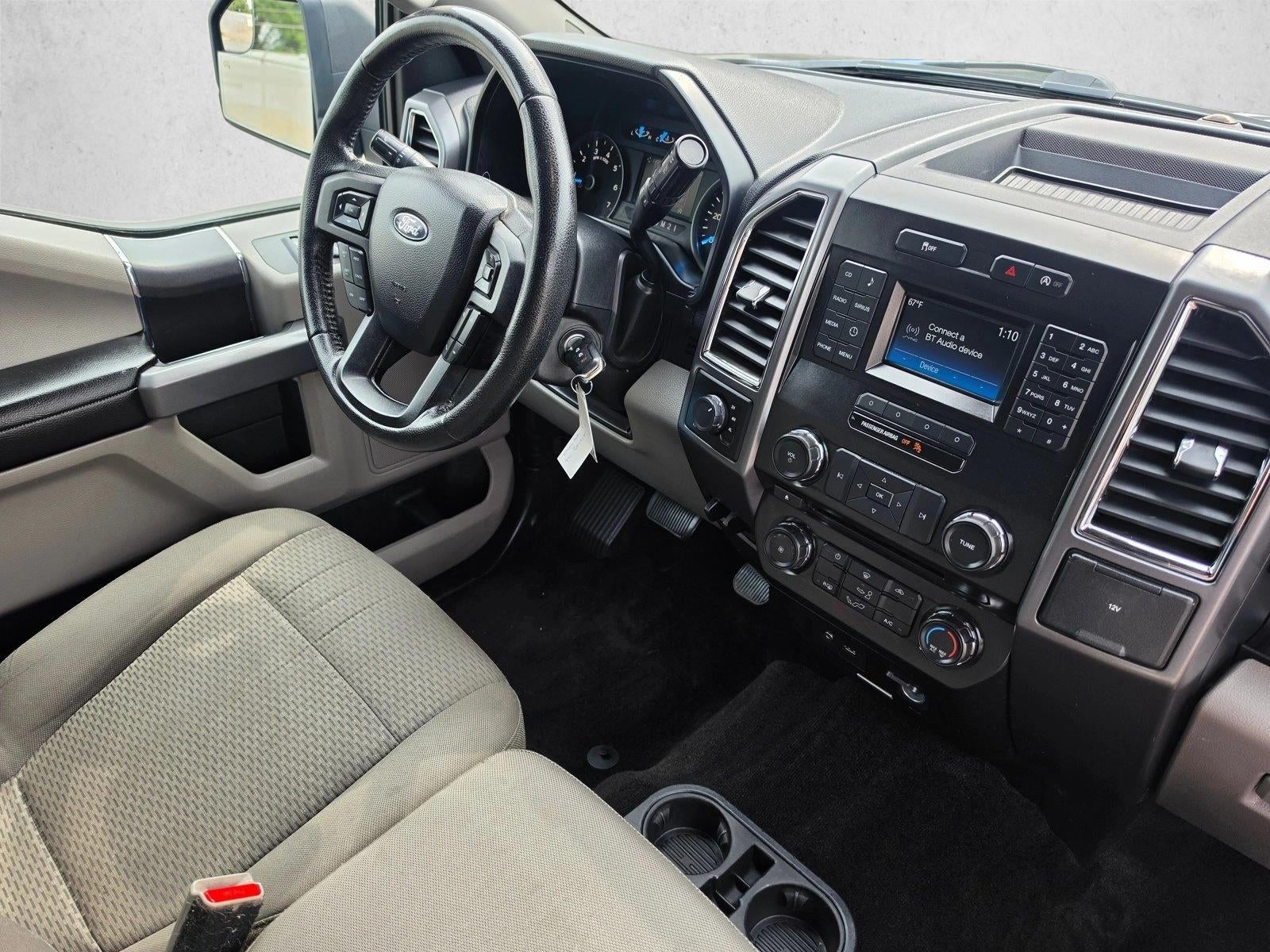 2015 Ford F-150 4WD SuperCrew 5-1/2 Ft Box XLT
