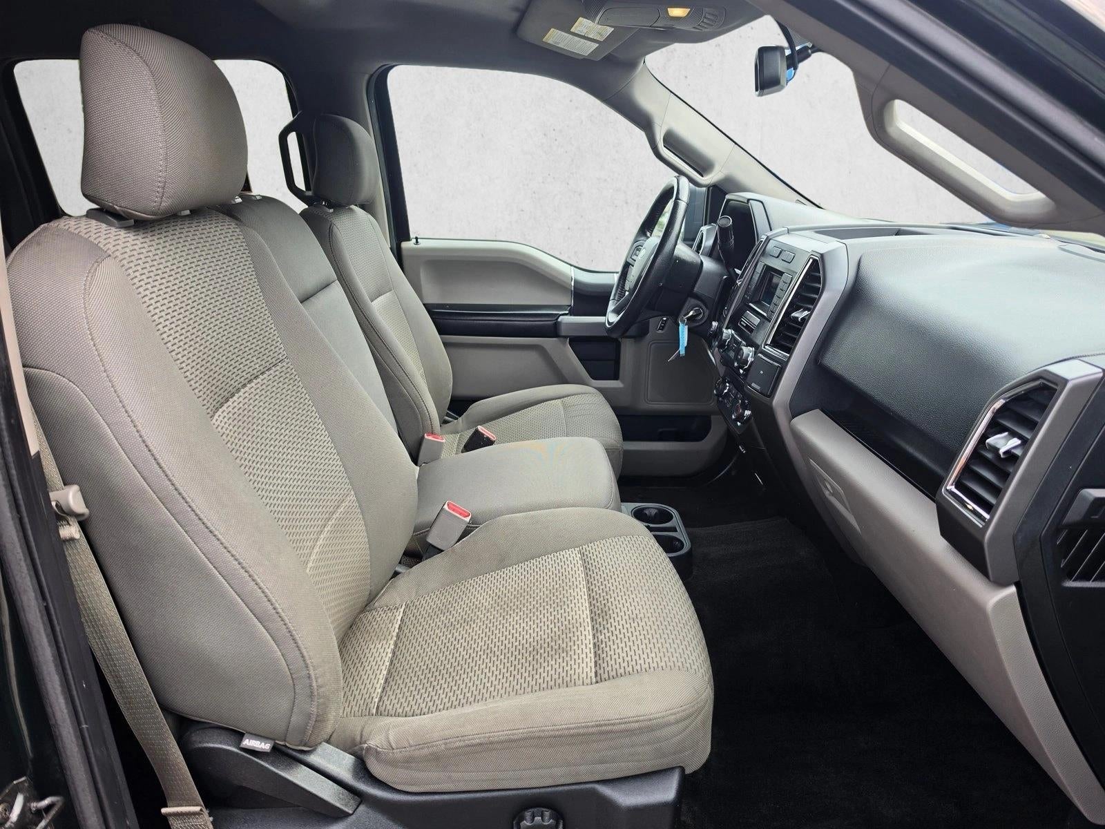 2015 Ford F-150 4WD SuperCrew 5-1/2 Ft Box XLT