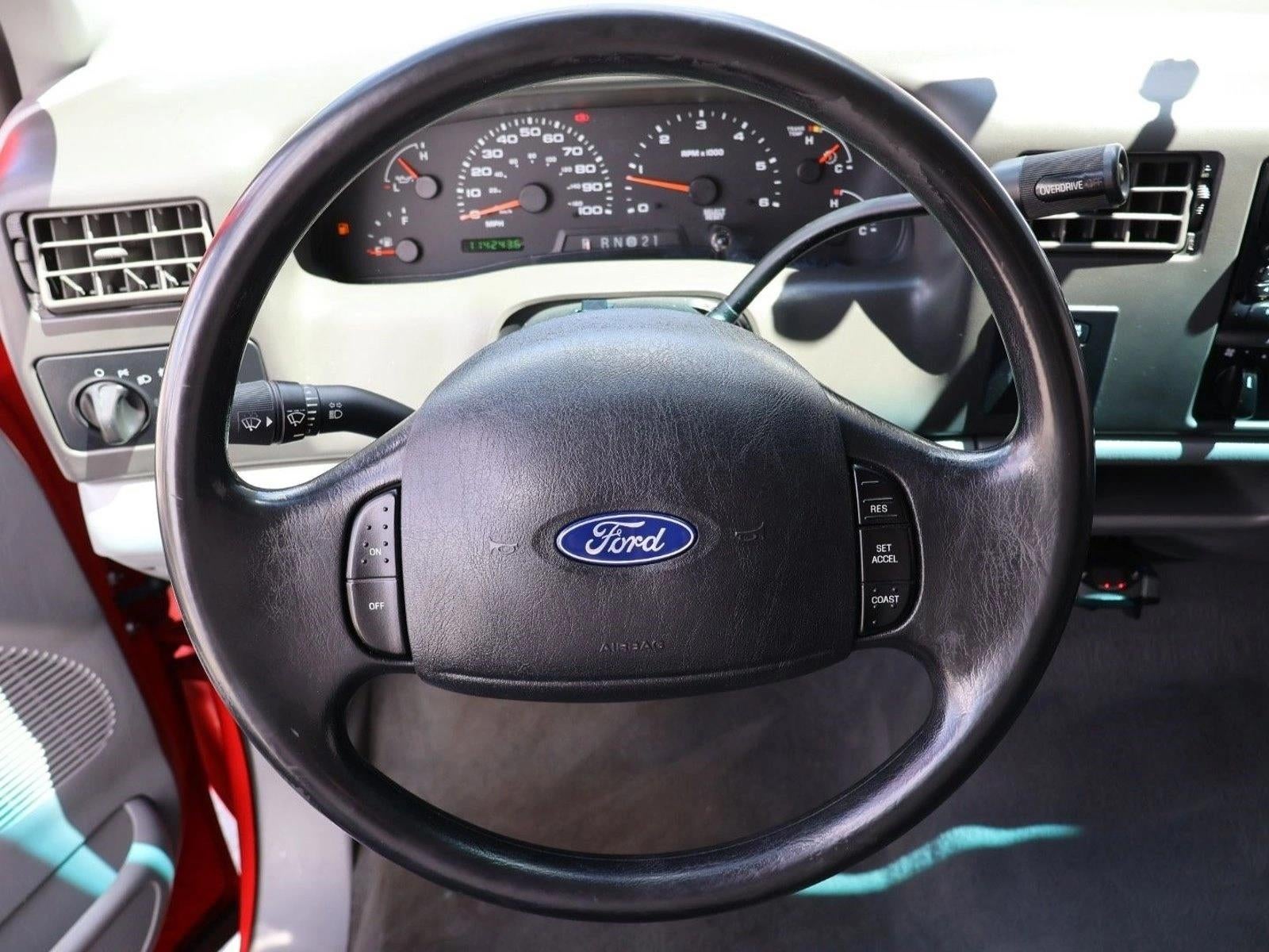 2003 Ford Super Duty F-250 XLT