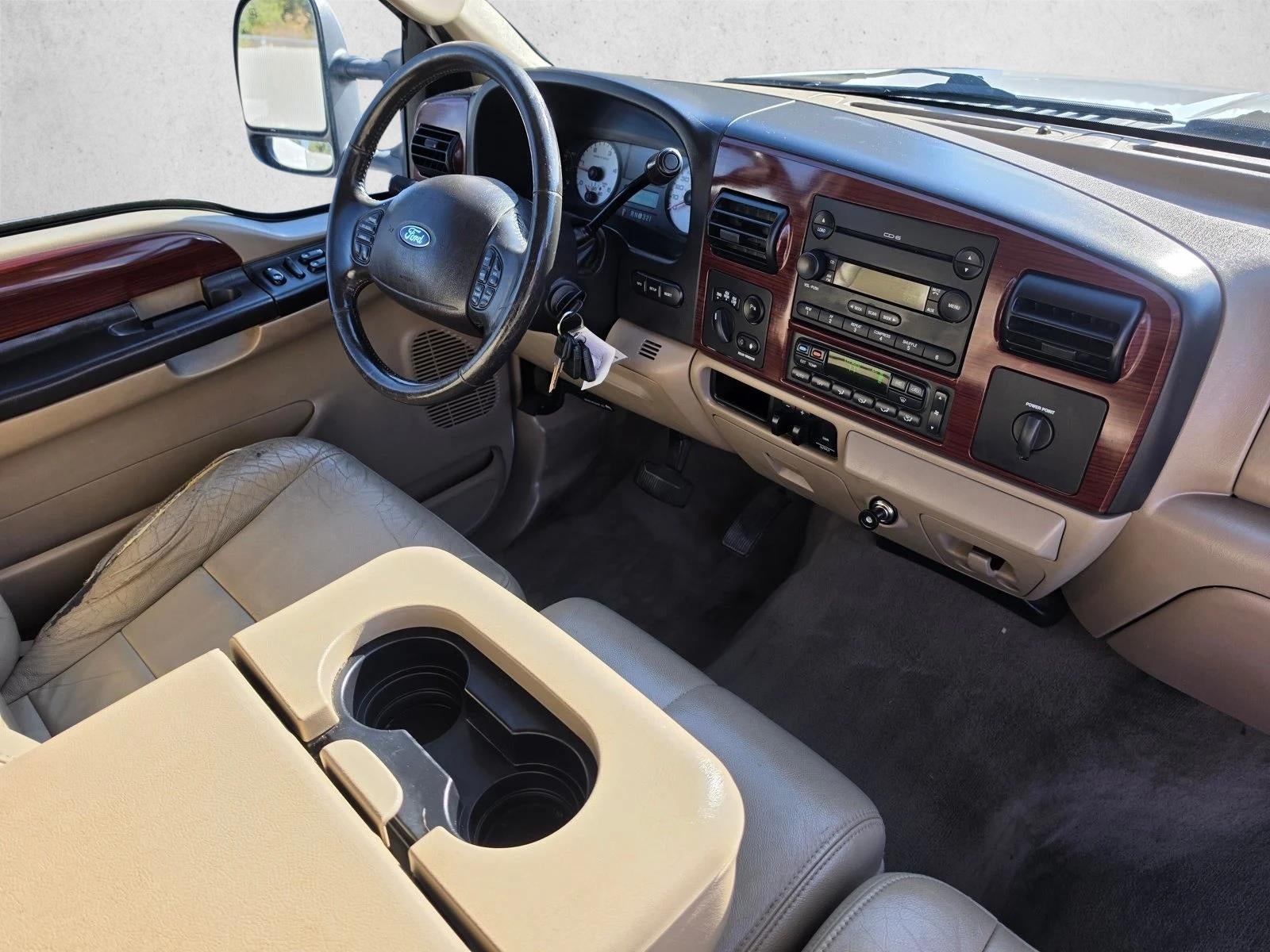 2005 Ford Super Duty F-350 SRW XL