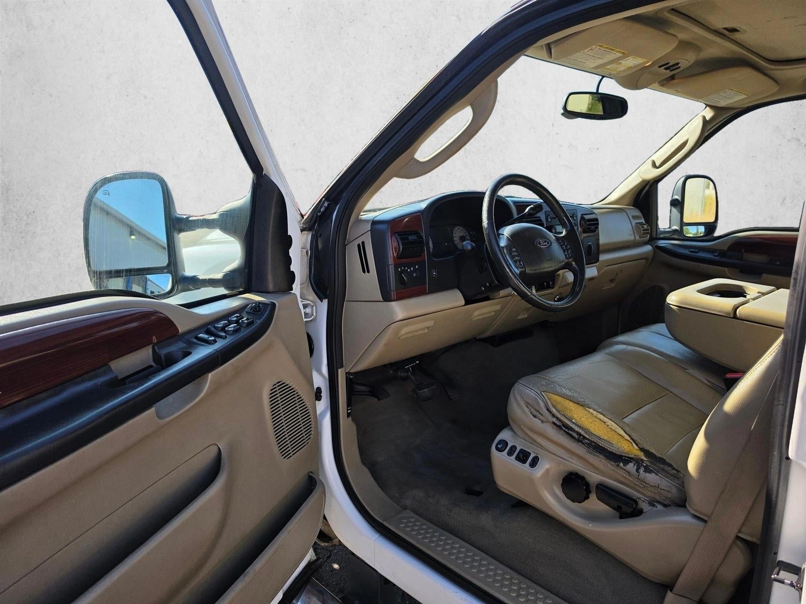 2005 Ford Super Duty F-350 SRW XL