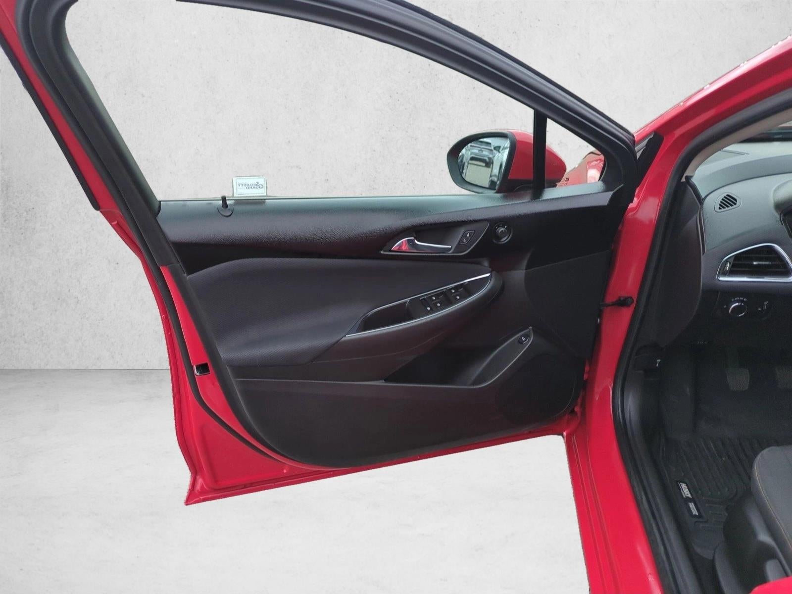 2017 Chevrolet Cruze Sedan LS (Manual)