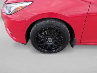 2017 Chevrolet Cruze Sedan LS (Manual)