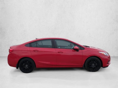 2017 Chevrolet Cruze Sedan LS (Manual)