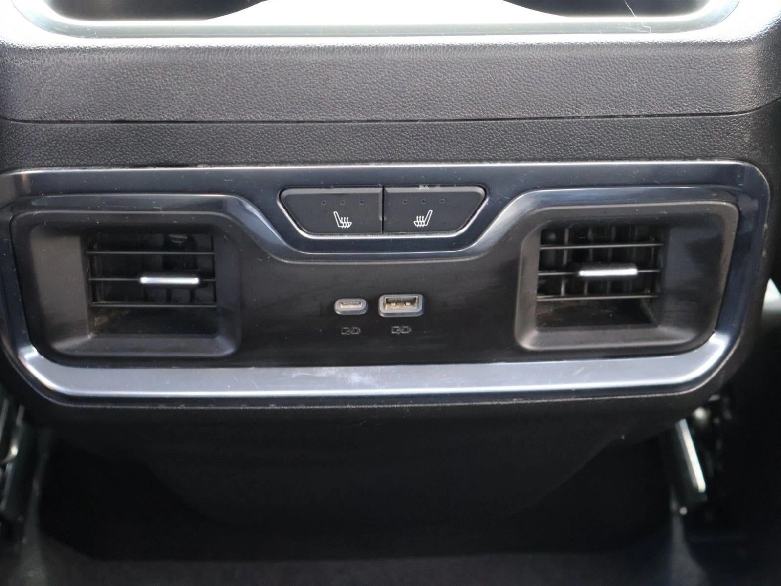 2025 Chevrolet Silverado 3500 HD Crew Cab Long Box 4-Wheel Drive LTZ