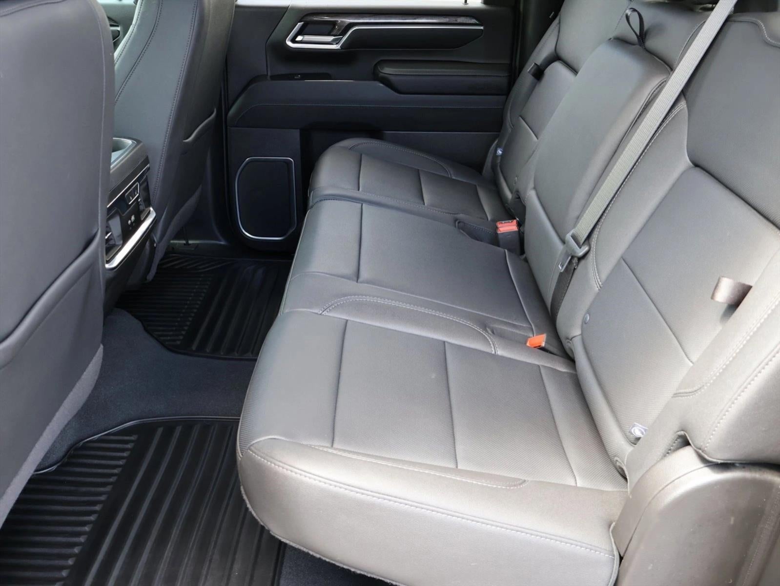 2025 Chevrolet Silverado 3500 HD Crew Cab Long Box 4-Wheel Drive LTZ