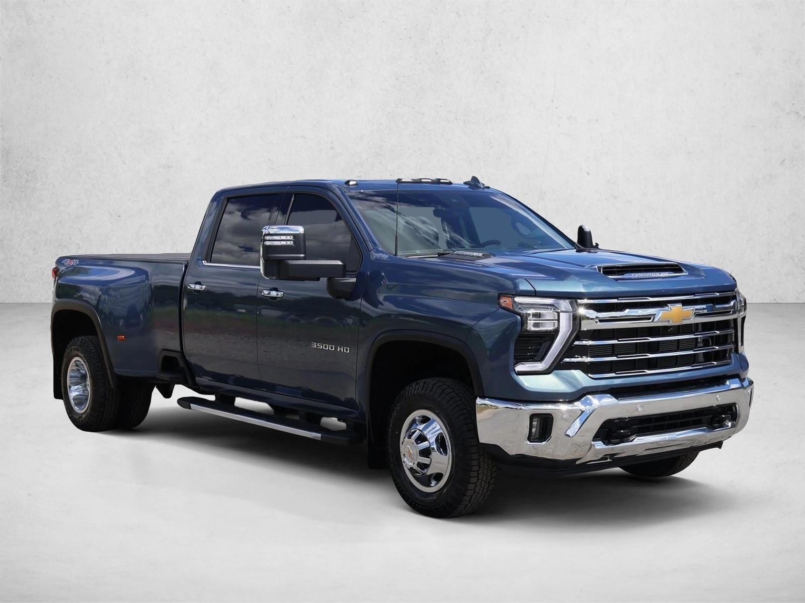 2025 Chevrolet Silverado 3500 HD Crew Cab Long Box 4-Wheel Drive LTZ